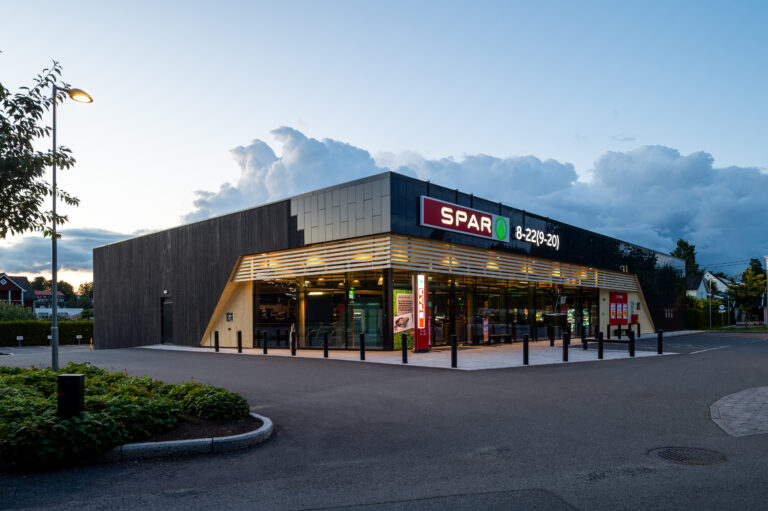 Spar Supermarket Snarøya Norway Kielsteg Roof Structure long Span